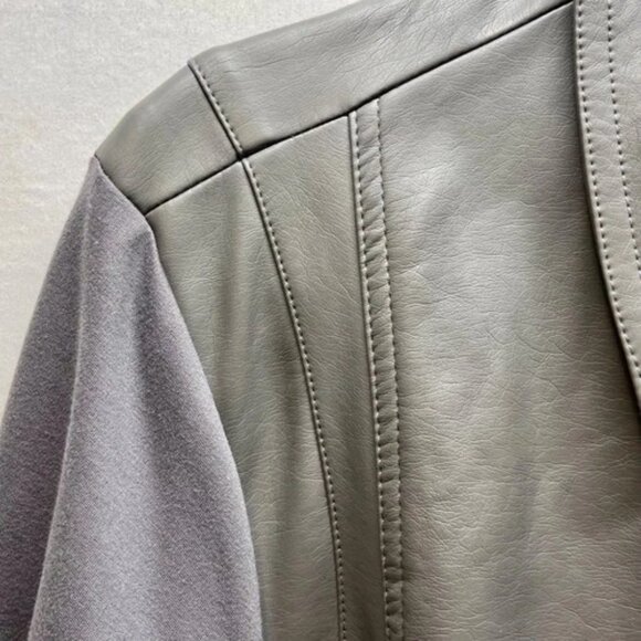 Torrid Faux Leather Moto Jacket Women's 3/3X Graphite Gray Full Zip EUC - Picture 4 of 16